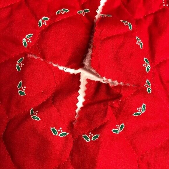 Vintage Christmas Tree Skirt Quilted Red Squares Circle Santa Claus Country XMAS - Picture 5 of 8